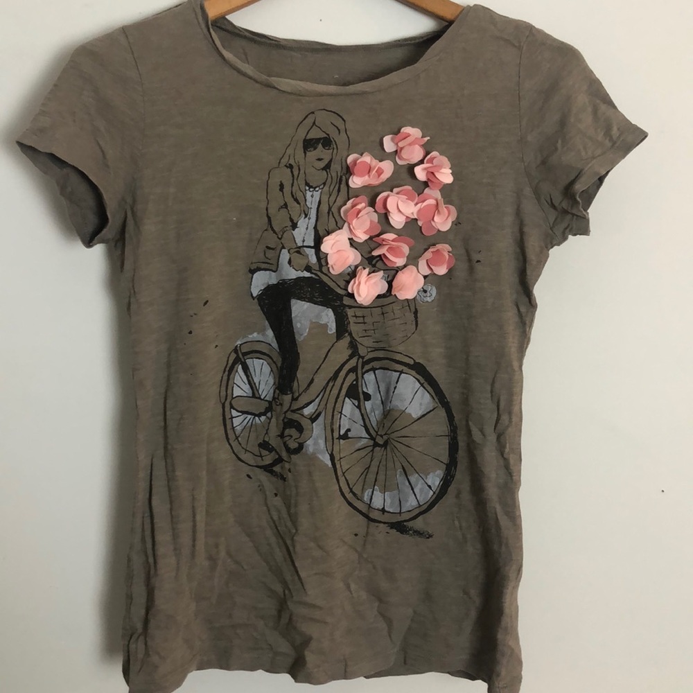 ⭐️3/15 Old navy tee